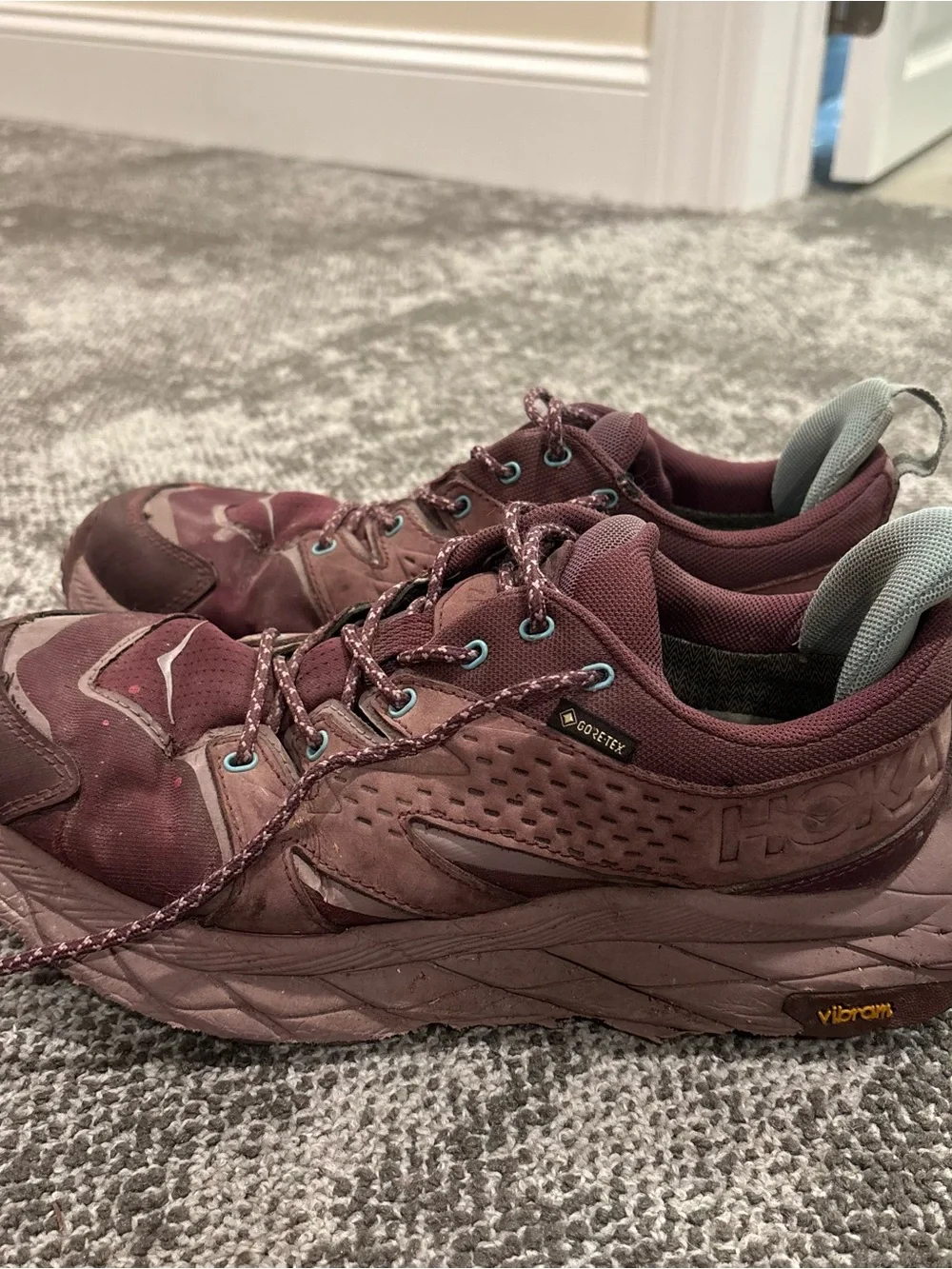 Hoka One One Anacapa Low GTX Burgundy Athletic Outdoor Shoes Womens U.S. 9B